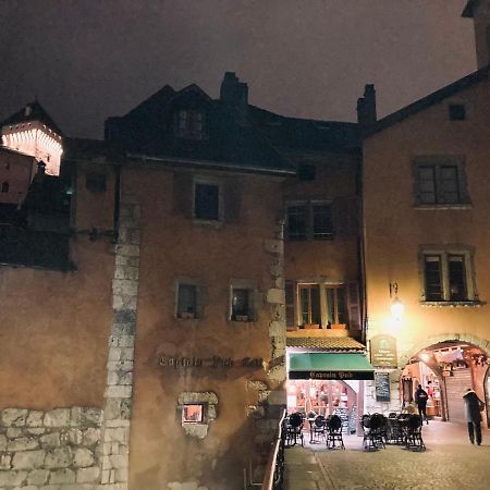 Gite Urbain Au 2Bis - Annecy Zewnętrze zdjęcie