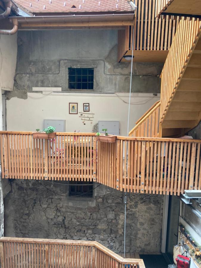 Gite Urbain Au 2Bis - Annecy Zewnętrze zdjęcie