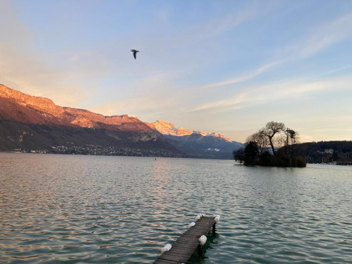 Gite Urbain Au 2Bis - Annecy Zewnętrze zdjęcie