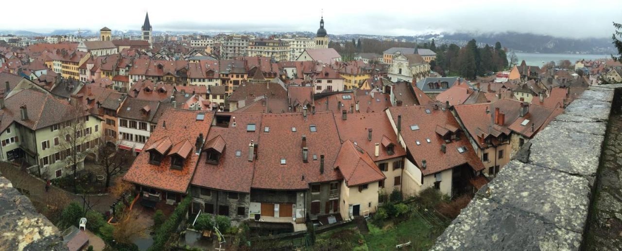 Gite Urbain Au 2Bis - Annecy Zewnętrze zdjęcie
