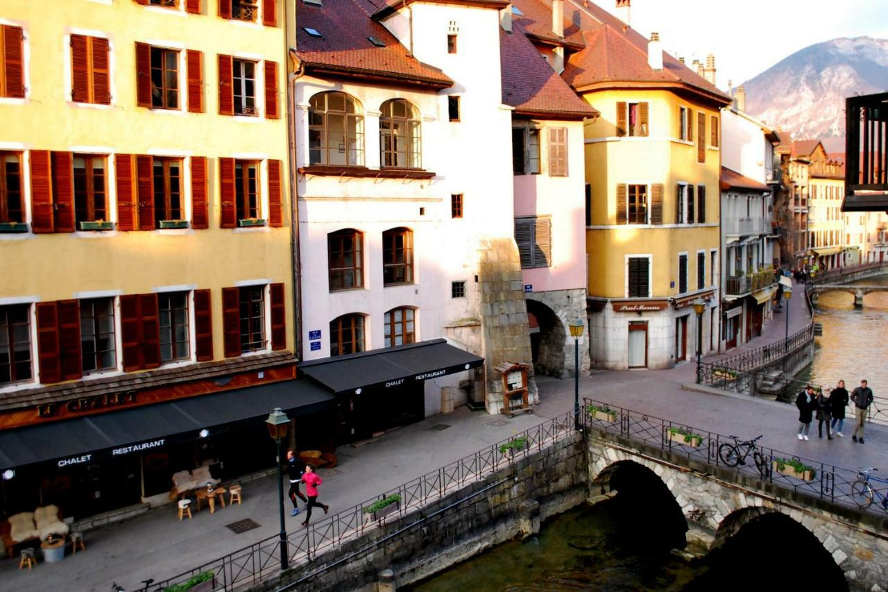 Gite Urbain Au 2Bis - Annecy Zewnętrze zdjęcie